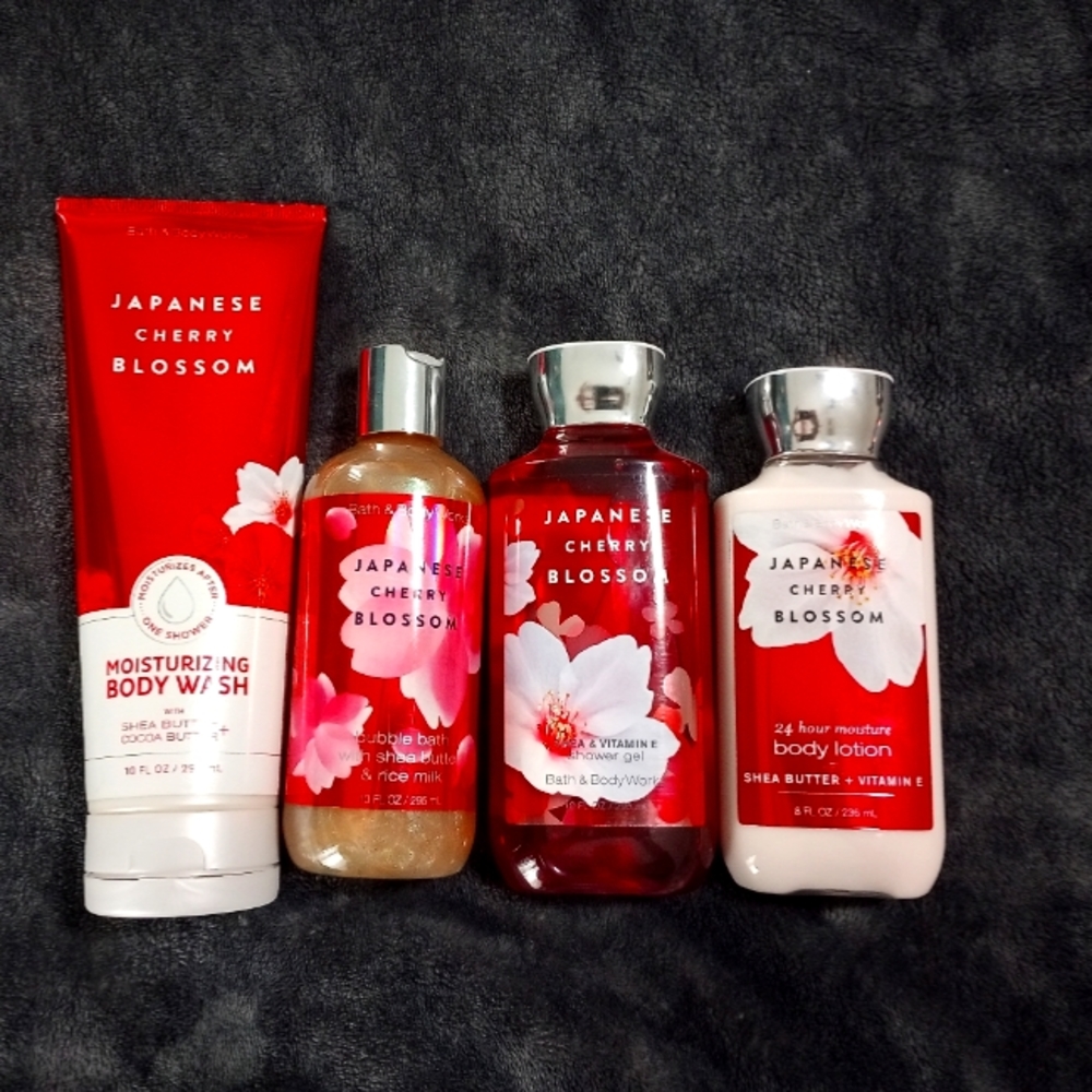 Japanese Cherry Blossom Gift Set- bath and bodyworks